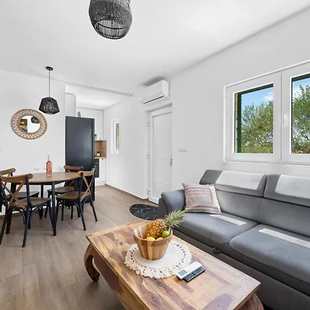 Casa Del Sole * Vodice